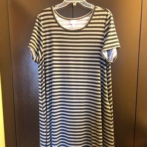 LuLaRoe Jessie black and gray stripes 2X